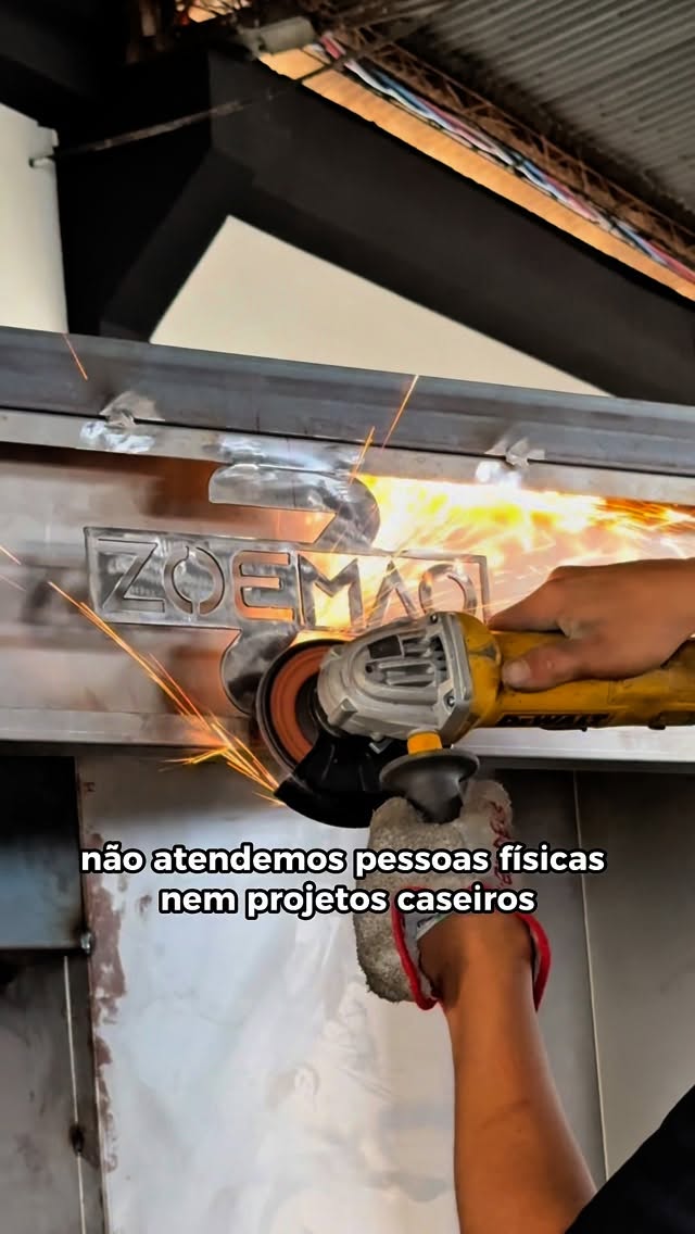 Capa real: Ampliar uma linha de pintura: cabines, fornos e aplicação