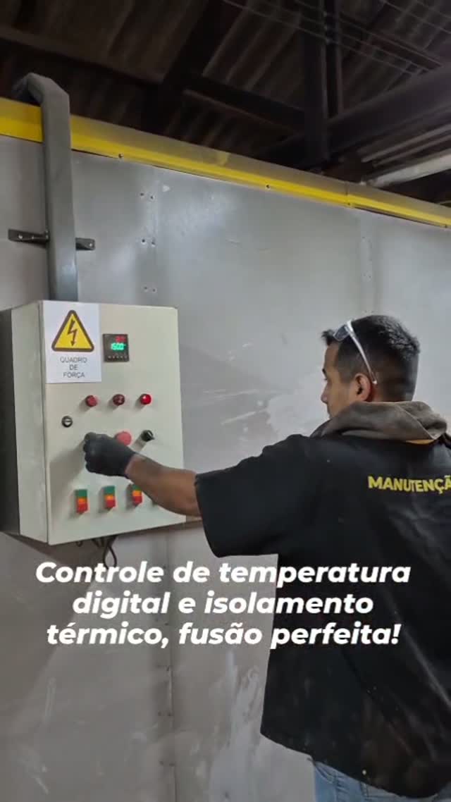 Capa real: Forno de cura: controle de temperatura na pintura